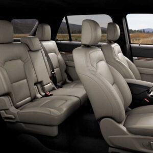 nội thất xe 7 chỗ Ford Everest