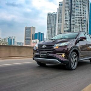 thuê xe toyota rush tphcm